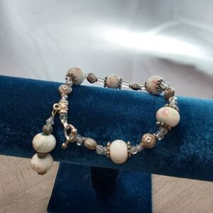 Silver Tone White Floral Glass Bead Bracelet